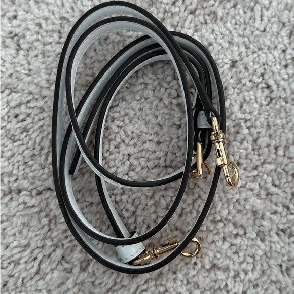 Tory Burch Emerson Crossbody Handbag - Picture 9 of 11